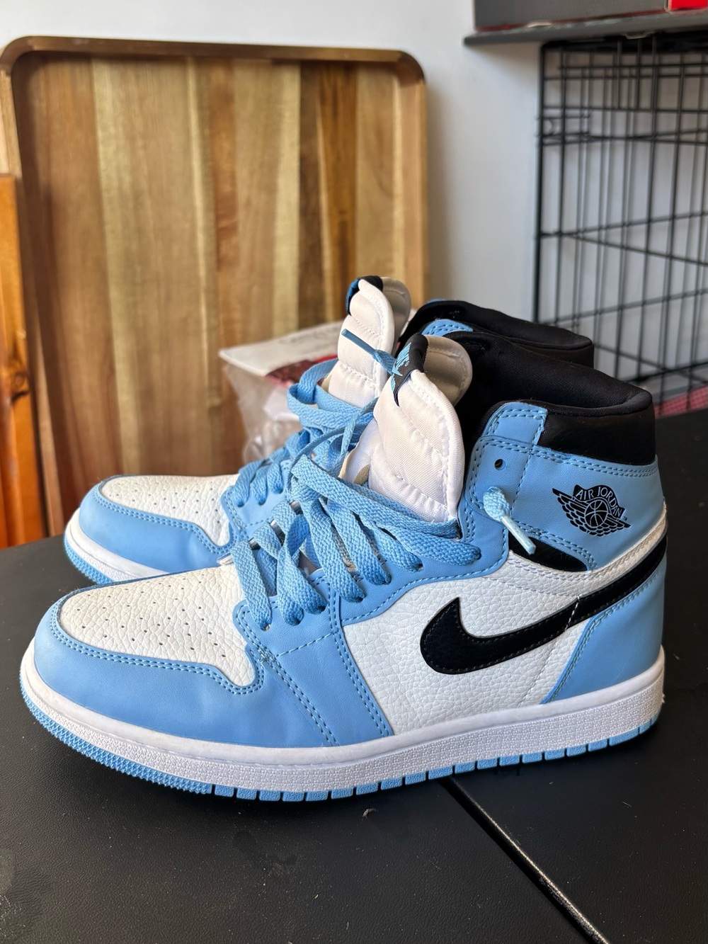 Nike Air Jordan 1 Retro High OG University Blue Sneakers